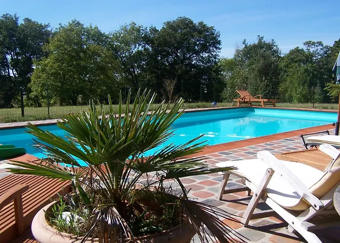 Domaine De Planques 4*