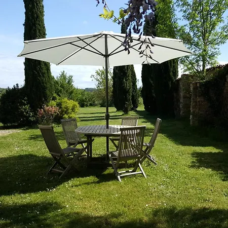 Bed & Breakfast Domaine De Planques 4*