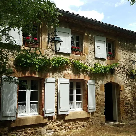 Domaine De Planques Bed & Breakfast Vaudreuille